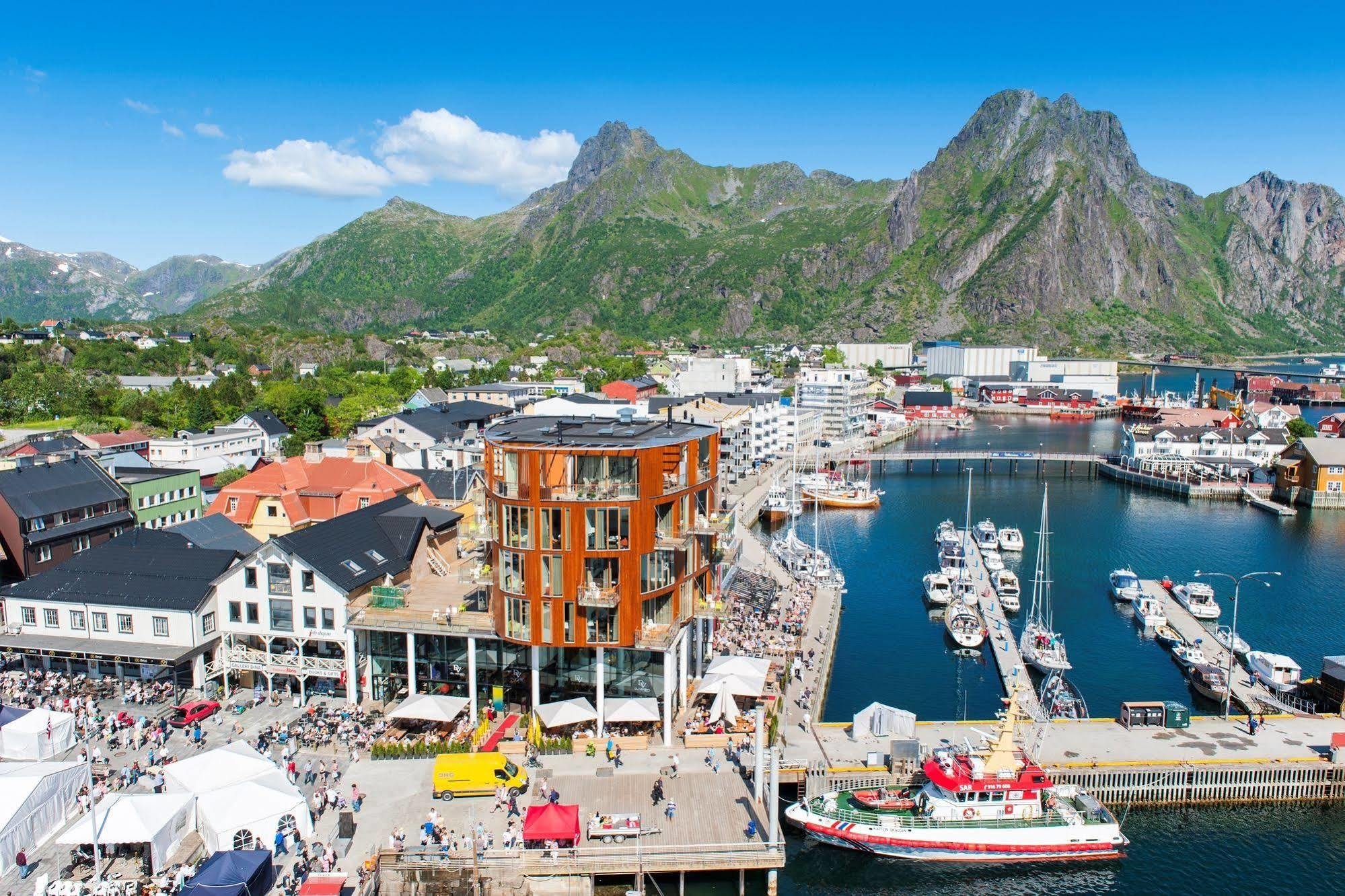 Lofoten Suitehotel Svolvær Exterior foto