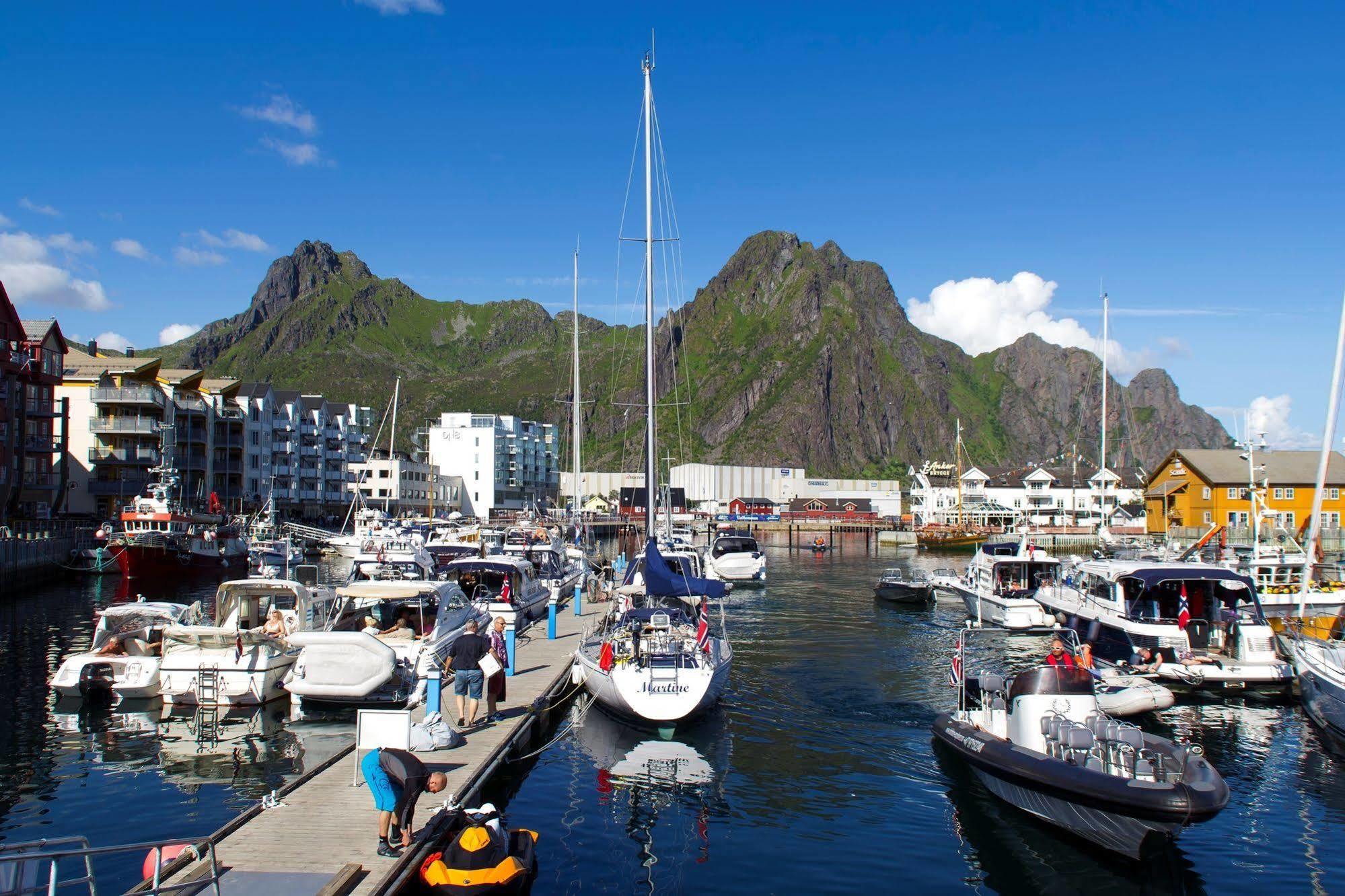 Lofoten Suitehotel Svolvær Exterior foto